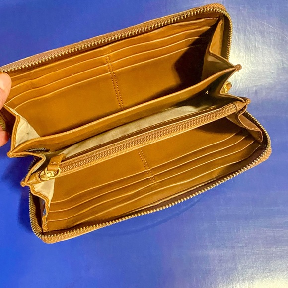 COACH 44412 MADISON 🐊 EMBOSSED ACCORDION WALLET - Picture 11 of 12